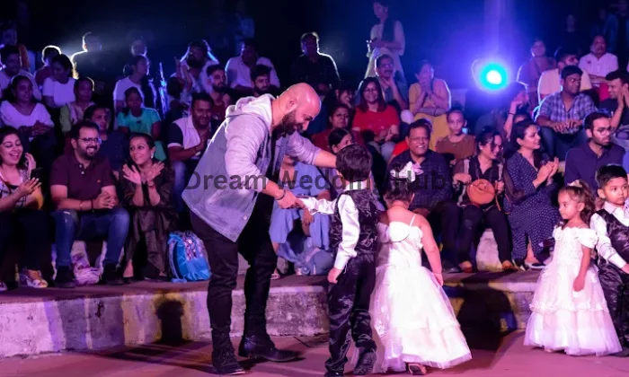 Nikhil Dhingras Vibe Dancing Studio